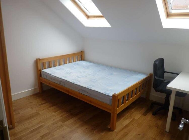 Apartment in Birmingham, Bournbrook - View 3