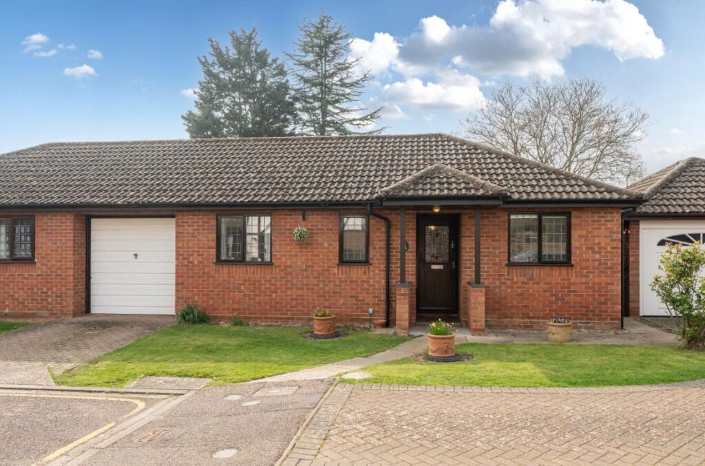 Main image of property: Pearmain Close, Bedford