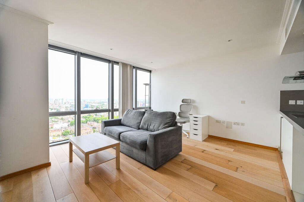 Apartment in London - View 4