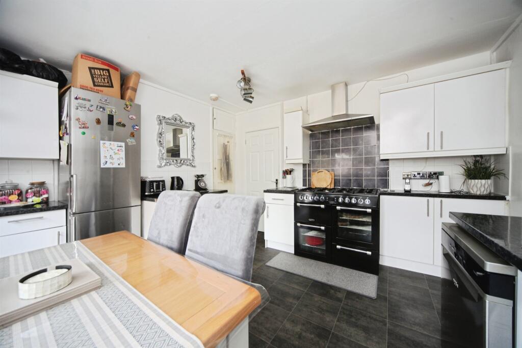 House in Luton - More