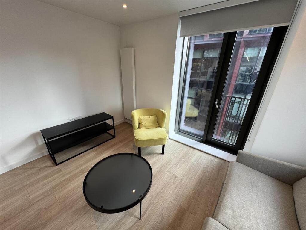 Apartment in Manchester - View 4