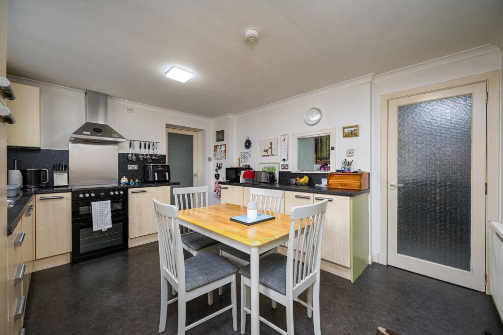 House in Montrose, Glens, Angus - View 4