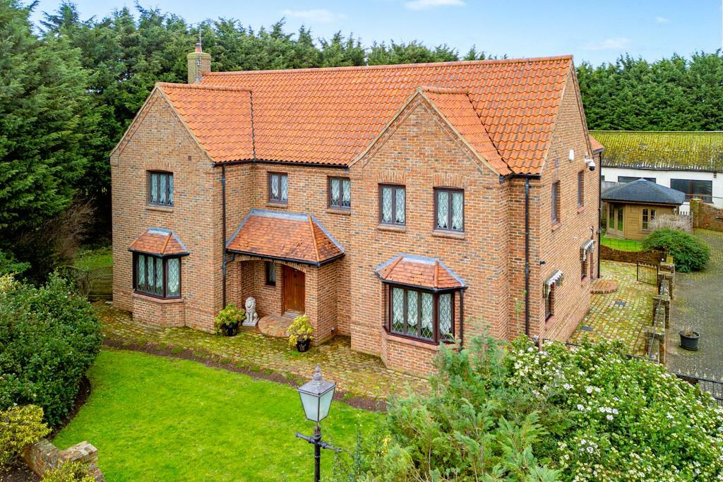 5-bed detached on Main Road, Fosdyke, Boston, £799,000