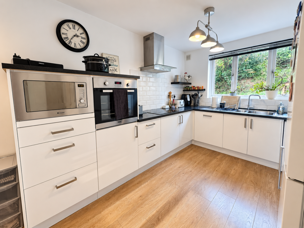 House in Cardiff, Danescourt, Llandaff - More