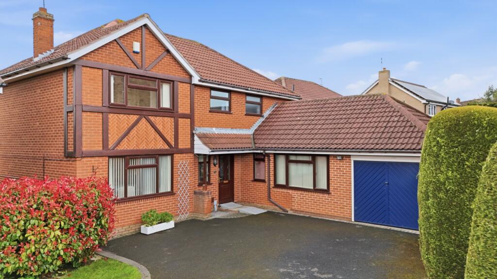 Main image of property: Newton Drive, West Bridgford, Nottingham, Nottinghamshire, NG2