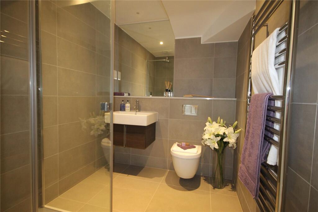 Apartment in Cambridge - View 5