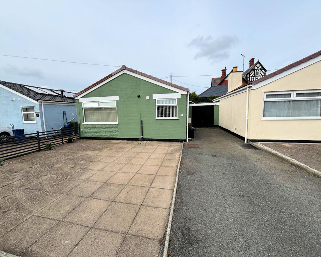 Main image of property: 9 Talyllyn Drive, Tywyn, Gwynedd LL36 0BA
