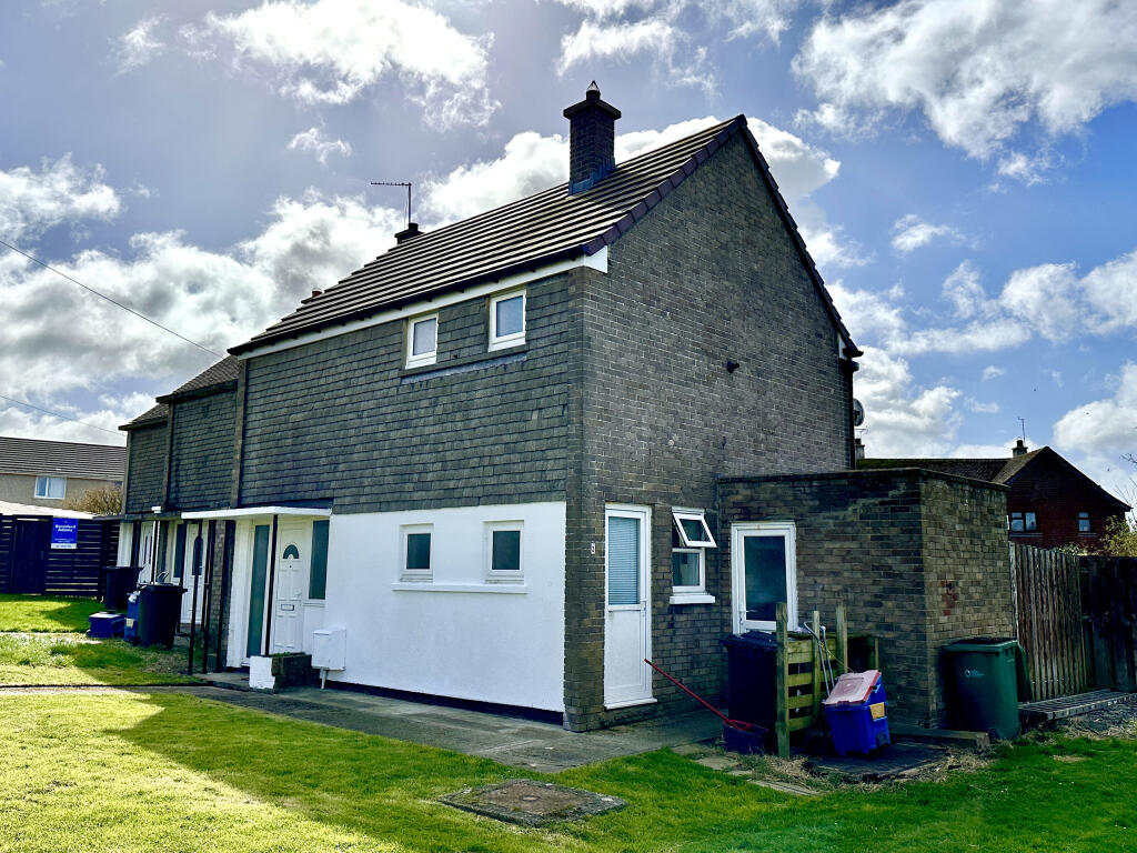 Main image of property: Traffwll Road, Caergeiliolg, Caergybi, Ynys Mon