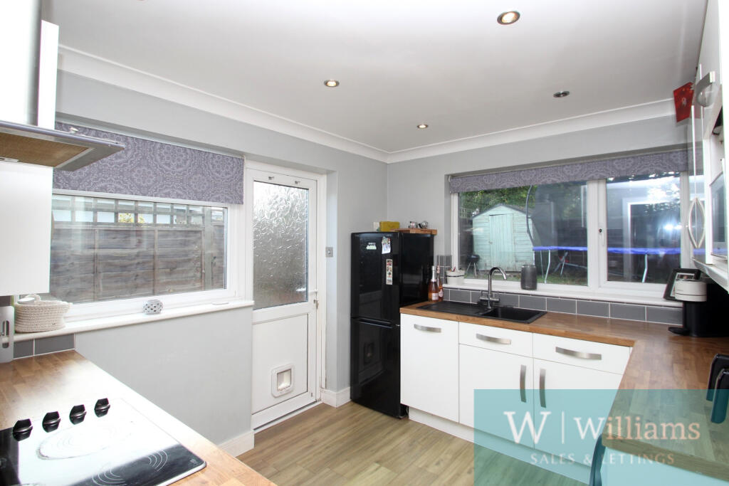 House in Ryde, Binstead - View 5