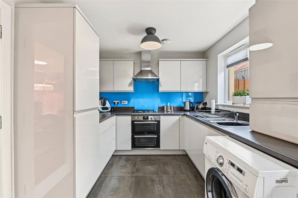 House in Perth - View 4