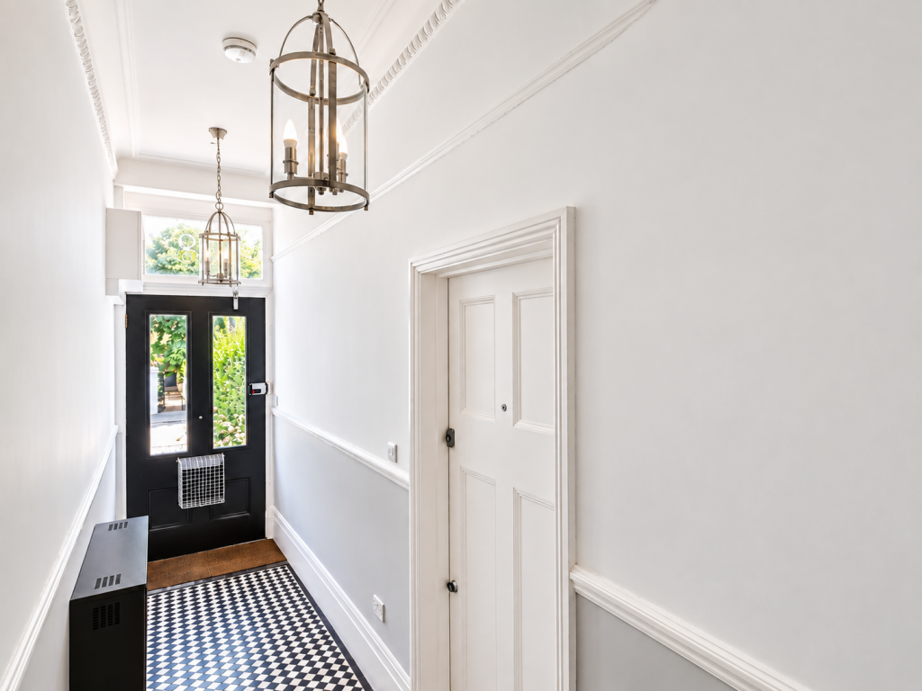 Apartment in London - View 2
