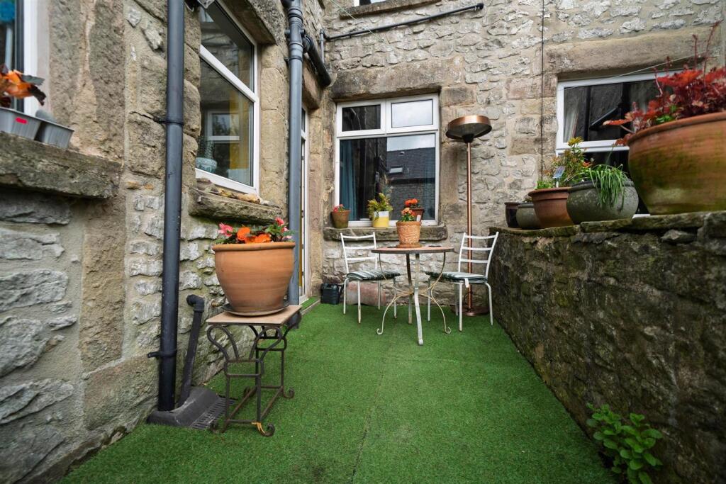 New Market Street, Buxton photo 4