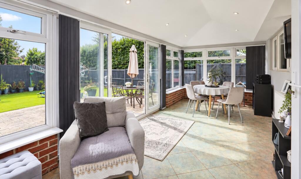 Apartment in Southampton - More