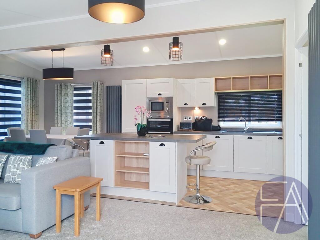 House in West Lancashire, North Meols - View 5
