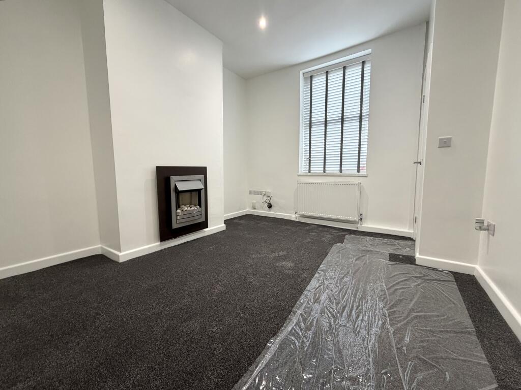 House in Stockport - View 4