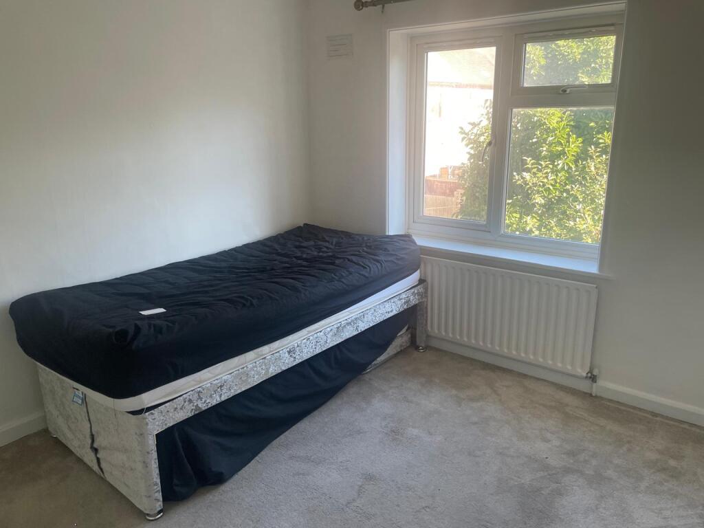 House in London - View 5