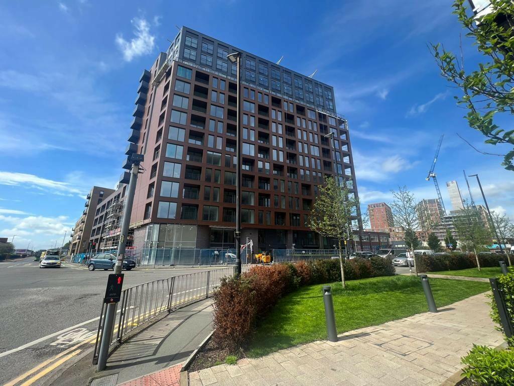 1-bed apartment on  Manchester, Greater Manchester, M5, £204,995