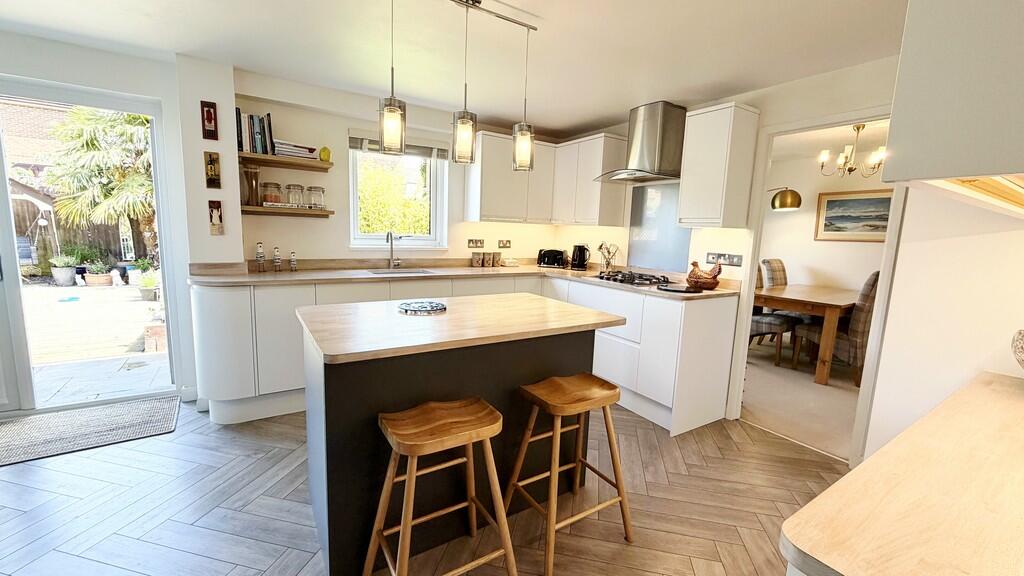 House in Brackley, West Northamptonshire - View 4