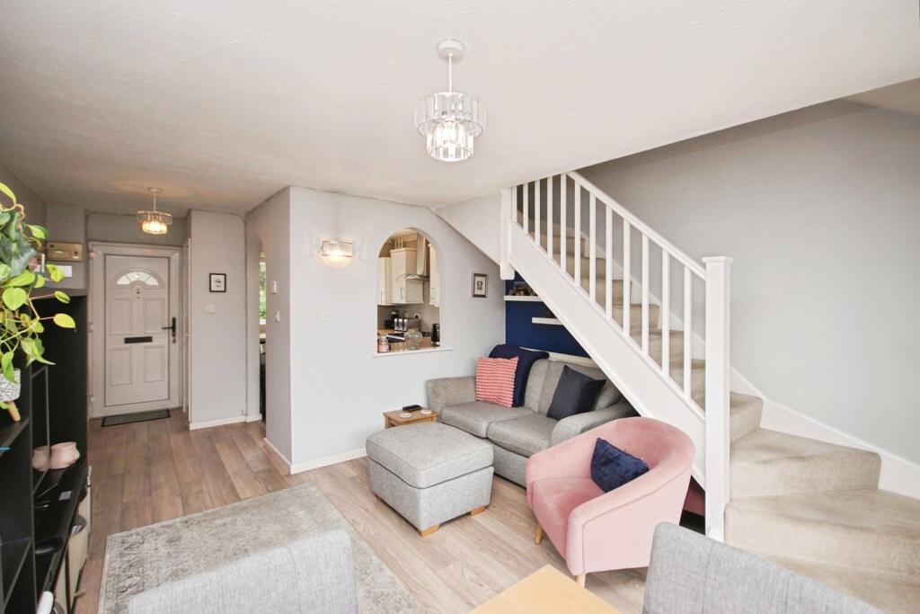 Sunningdale Drive, Warmley, Bristol, BS30 photo 4
