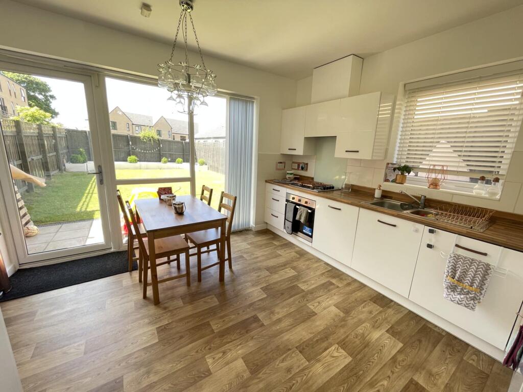 House in Sheffield, Norfolk Park - View 2