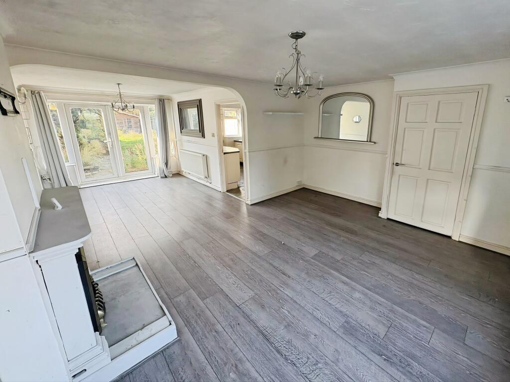 9 Townsends Close, Burton Hastings, Nuneaton, Warwickshire CV11 6RQ photo 3