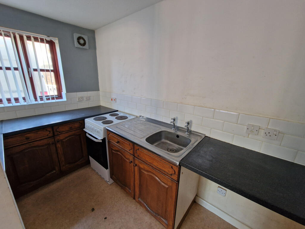 Apartment in Bath, Brympton - View 4