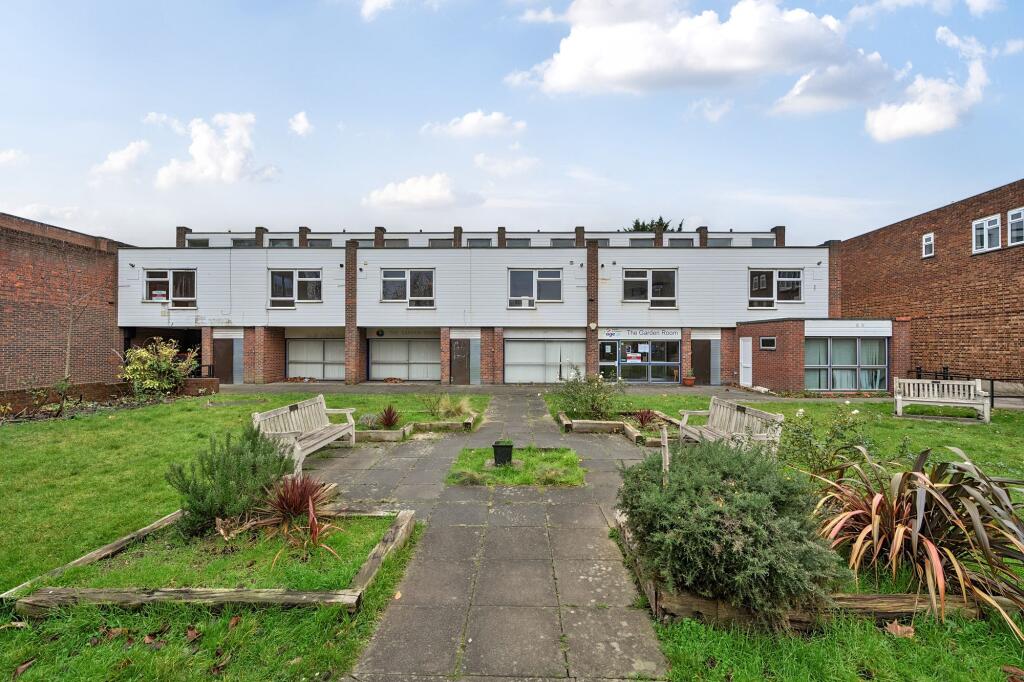 Main image of property: 85 High Street, Chislehurst, BR7 5AG