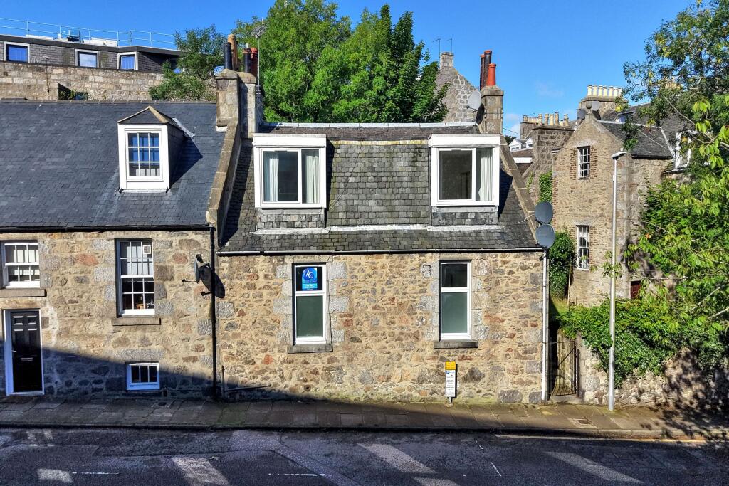 Main image of property: 15a Whitehouse Street, Aberdeen