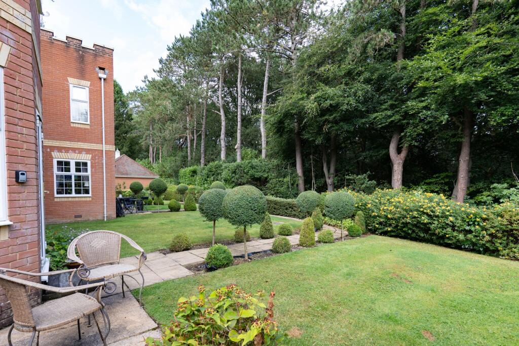 Additional image 11 of Malvern Grange, Greenhurst Drive, Barnt Green, B45 8GH