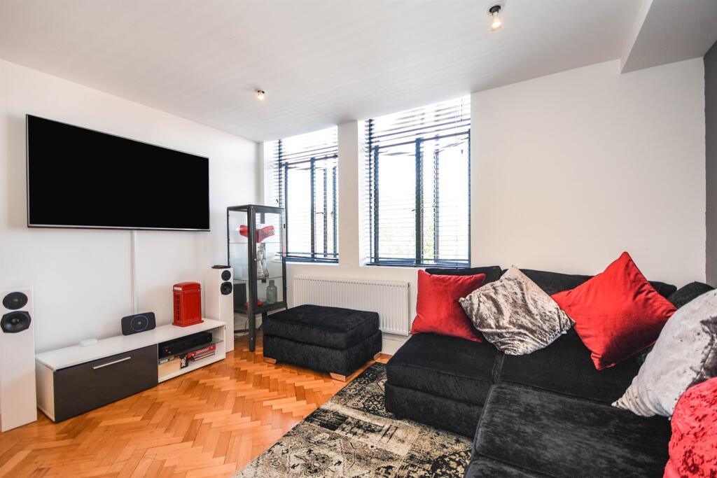 Main image of property: Parkway, CHELMSFORD