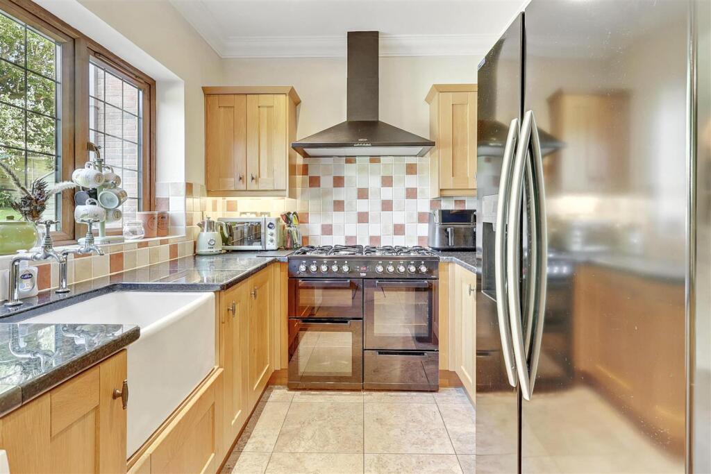 Marketing Video inside - Stacey Drive, Langdon Hills, Basildon - View 4
