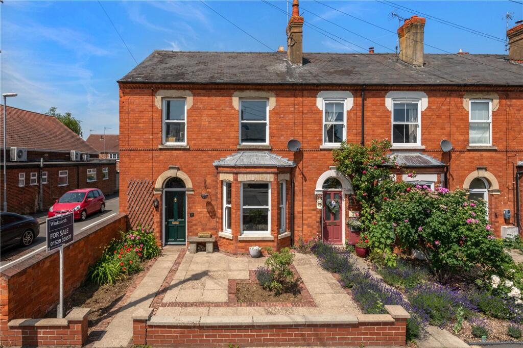 4-bed terraced on Grantham Road, Sleaford, Lincolnshire, NG34, £269,950