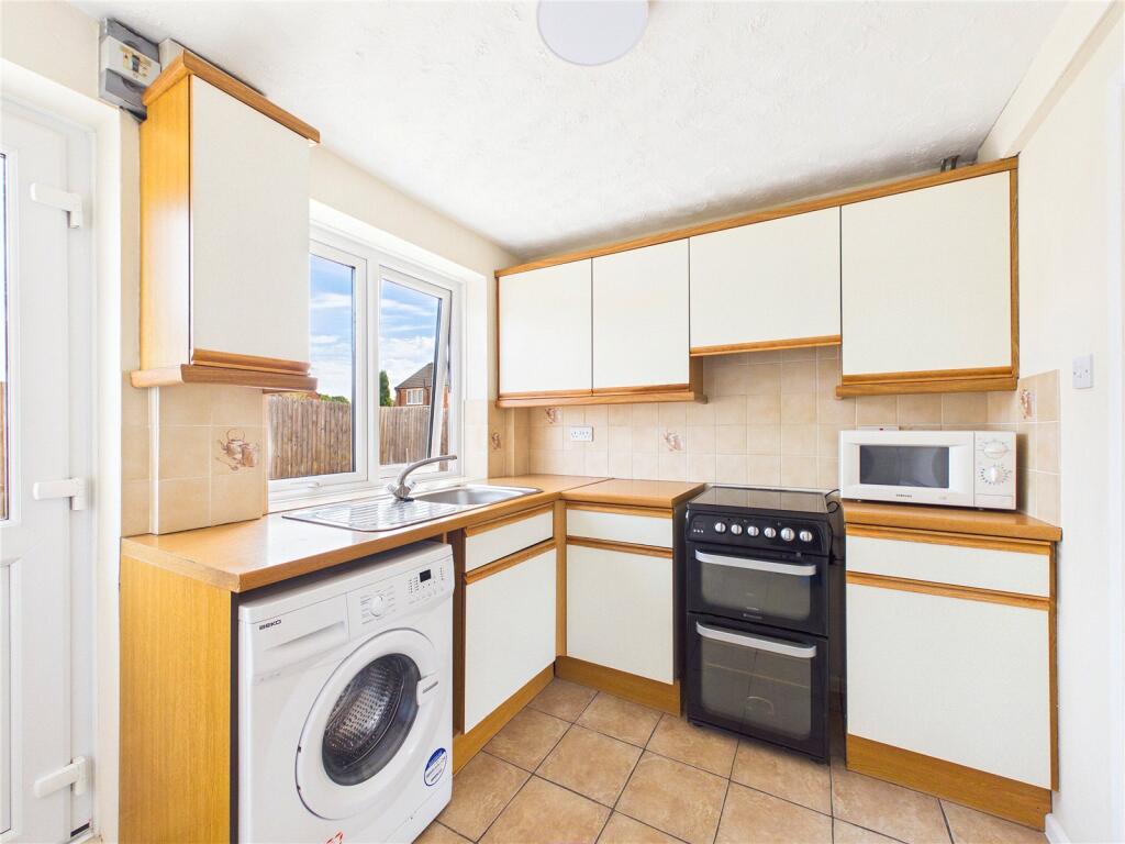 House in Malvern Hills, Broadheath - View 5