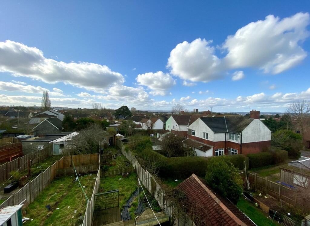 6 bedroom terraced house for rent