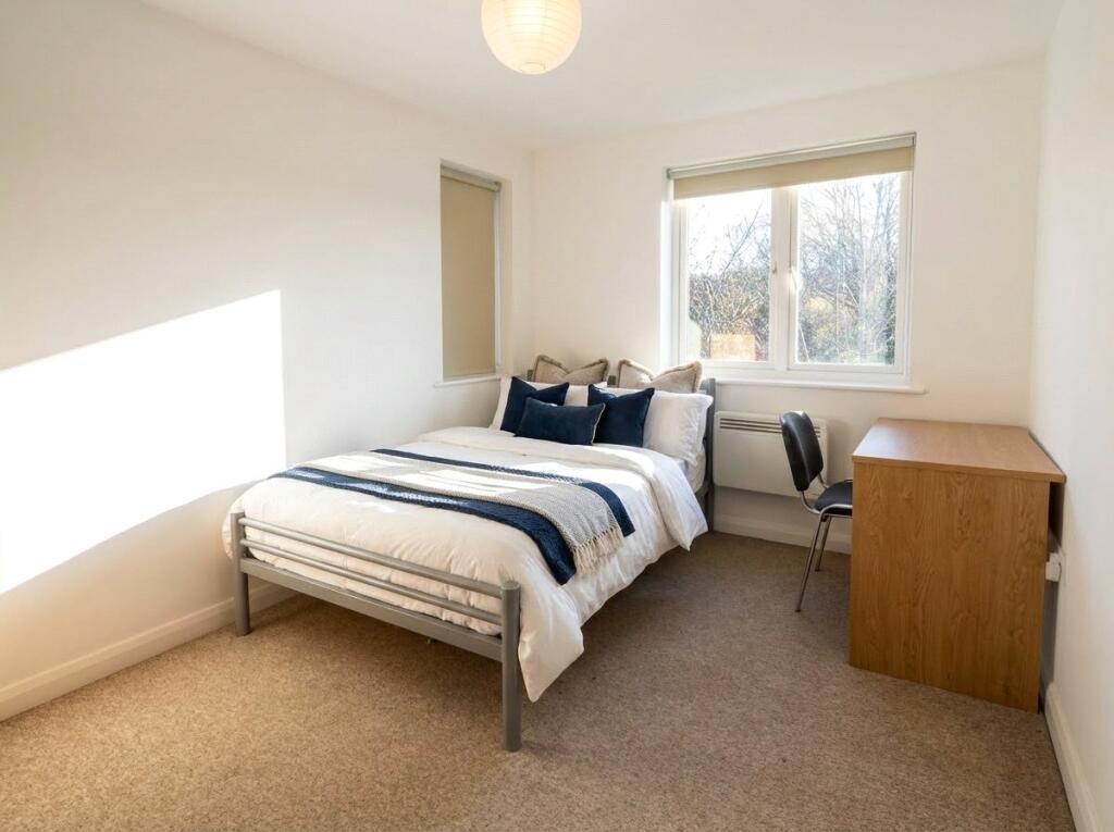 Main image of property: Flat 3 Leonards Yard, 233a Gloucester Road, Bishopston, Bristol, BS7