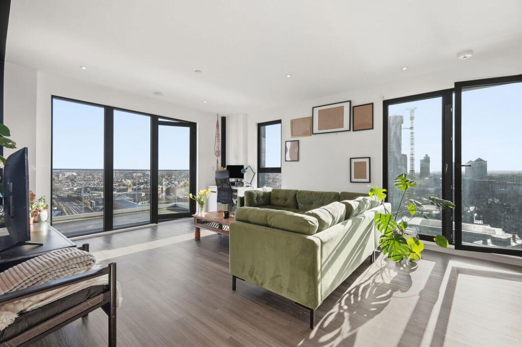 Main image of property: Creek Lane, SW18