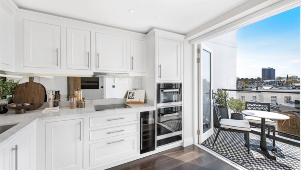 Apartment in London - View 5