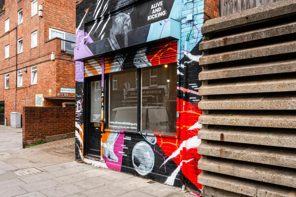 Hoxton St 147 - 8.jpg