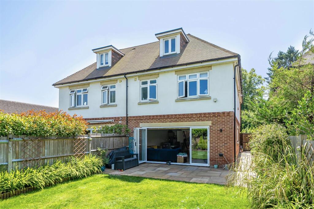 Main image of property: The Drive, Banstead