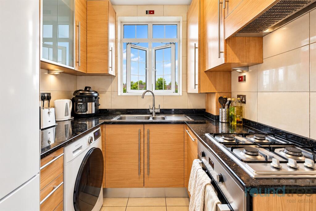 Apartment in London - View 4