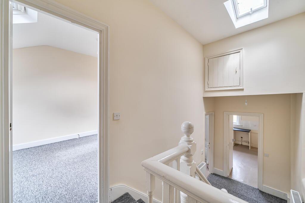Apartment in London, Ferme Park, Hornsey - View 5