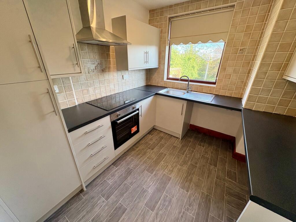 House in Ilkeston, Larklands - View 4