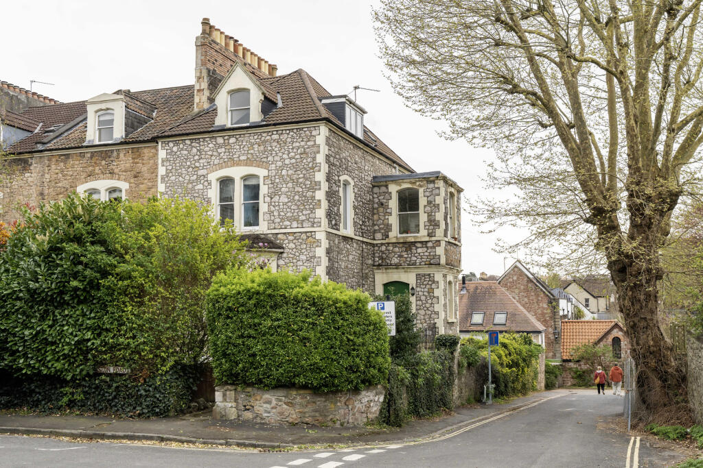 Main image of property: Elliston Road, Redland, Bristol, BS6
