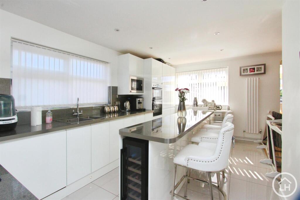 Main image of property: Nelson Avenue, Minster On Sea, Sheerness , ME12