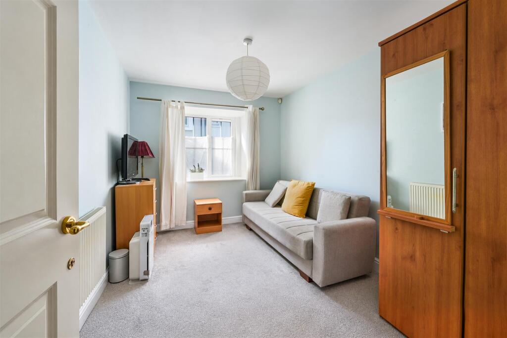 Apartment in Reigate and Banstead, Meadvale - View 5