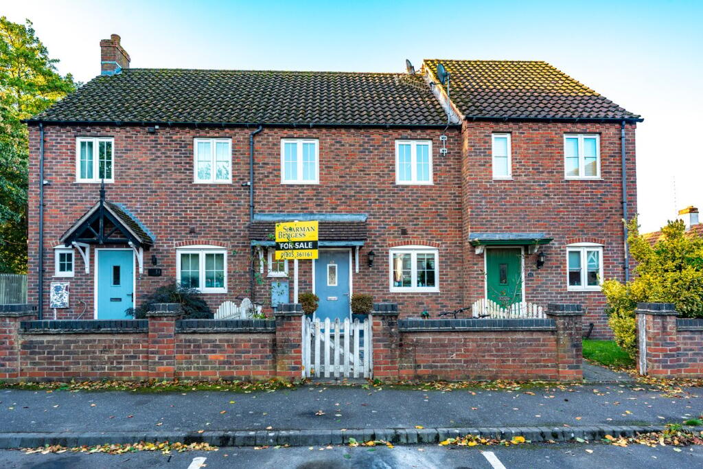 3-bed terraced on The Paddock, Kirton, Boston, PE20, £140,000