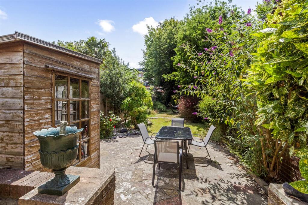 House in Worthing, West Sussex - View 3
