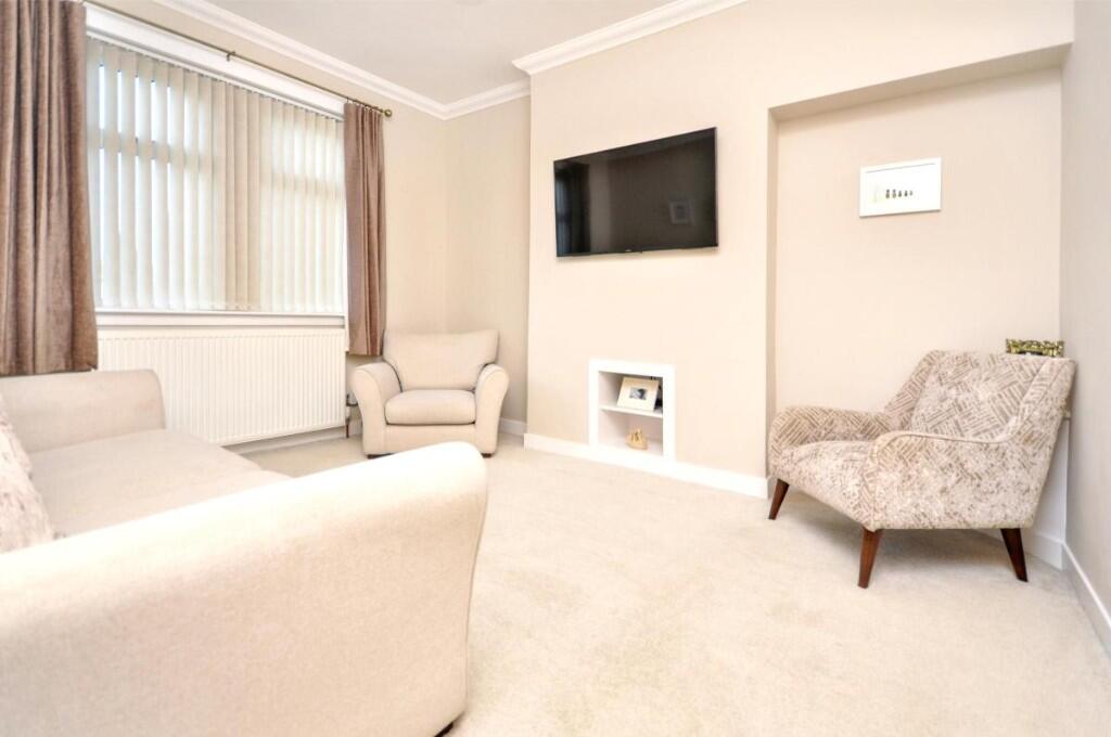 93 Glendoune Street, Girvan, Ayrshire, KA26 0AA photo 3