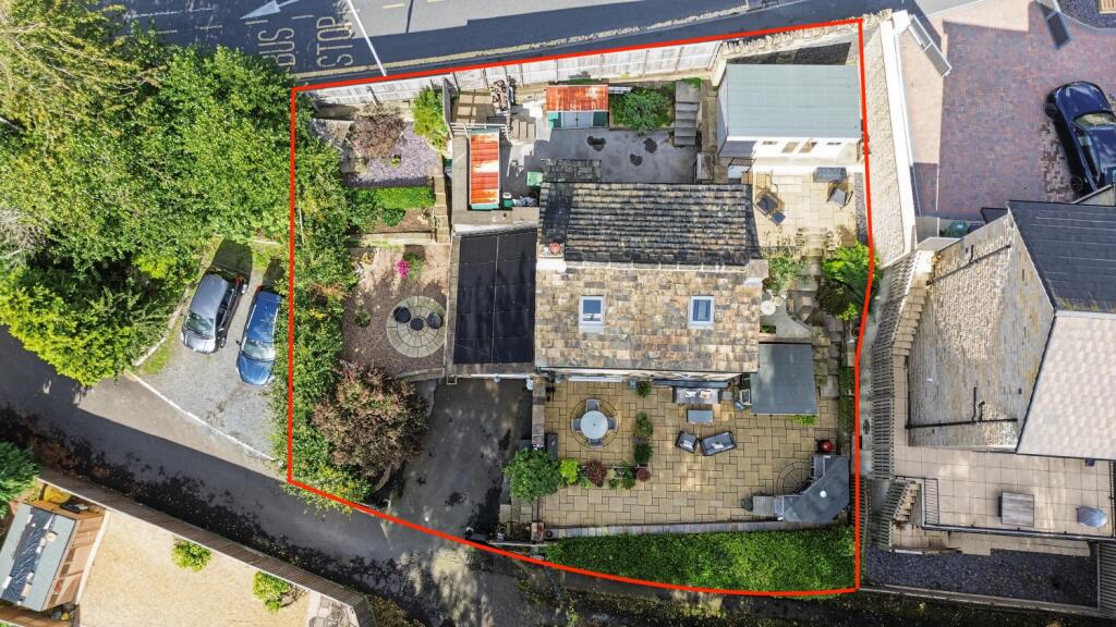 House in Kirklees, West Yorkshire - View 3