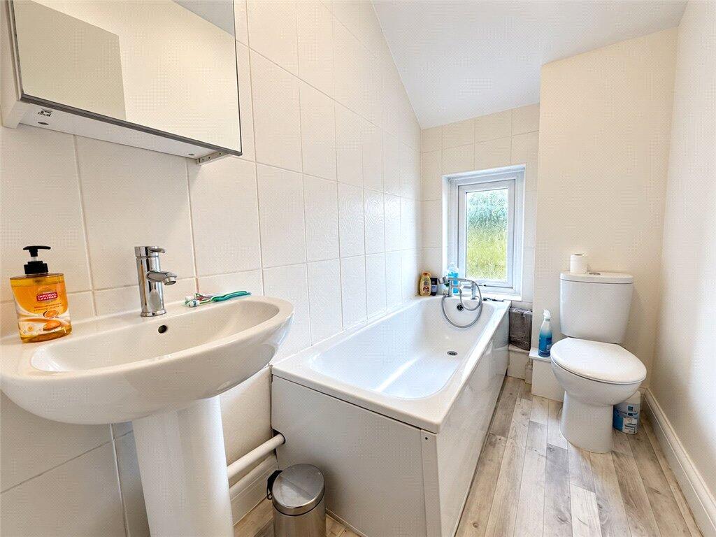 Apartment in London, Thornton Heath - View 5